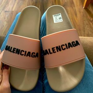 Balenciaga Rubber Pool Slides